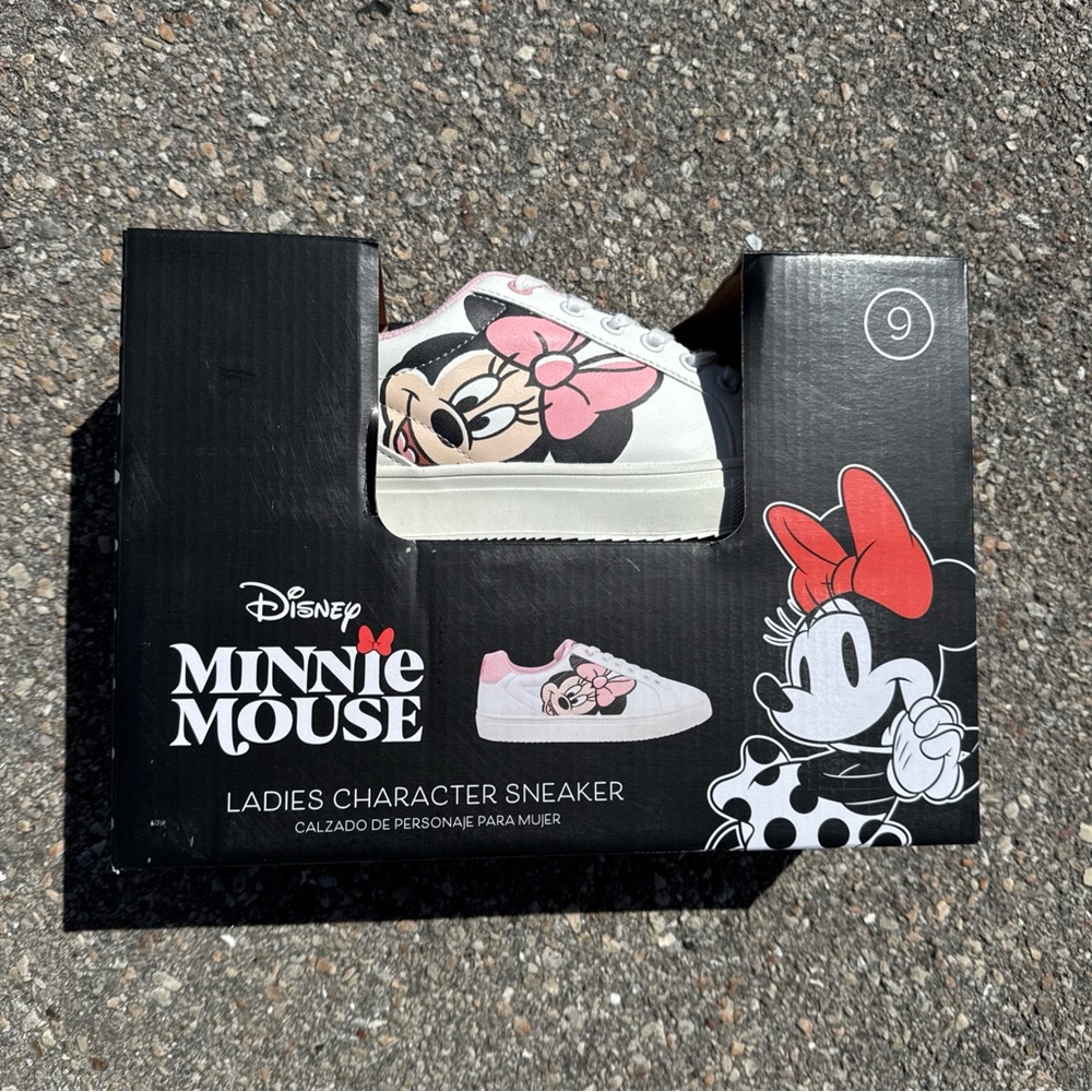 Disney Minnie Mouse Ladies Character Sneaker - Pink and White